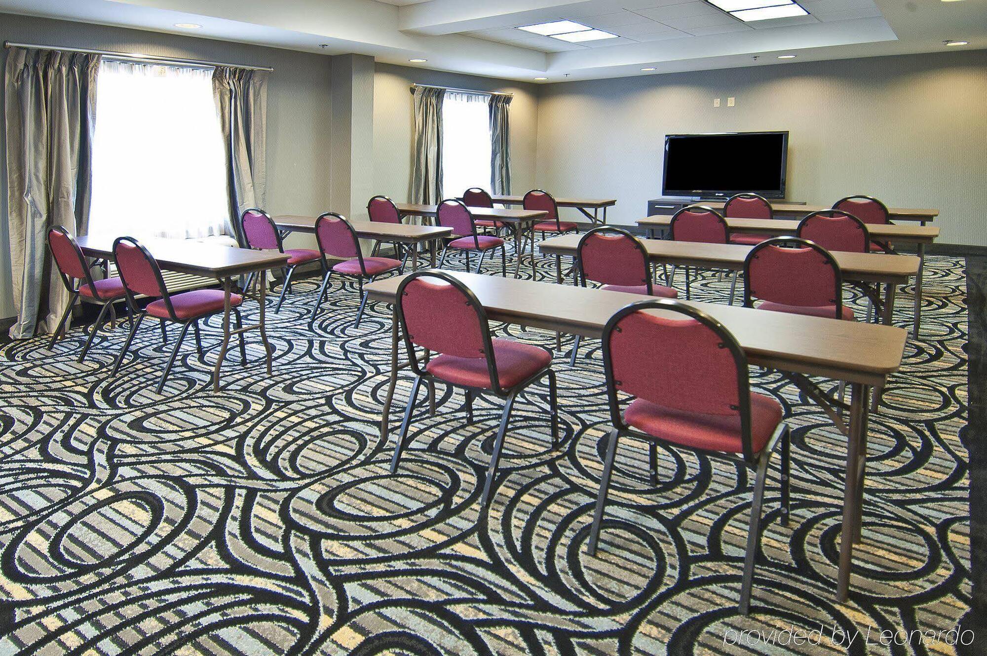 Holiday Inn Express & Suites Jackson/Pearl International Airport Экстерьер фото